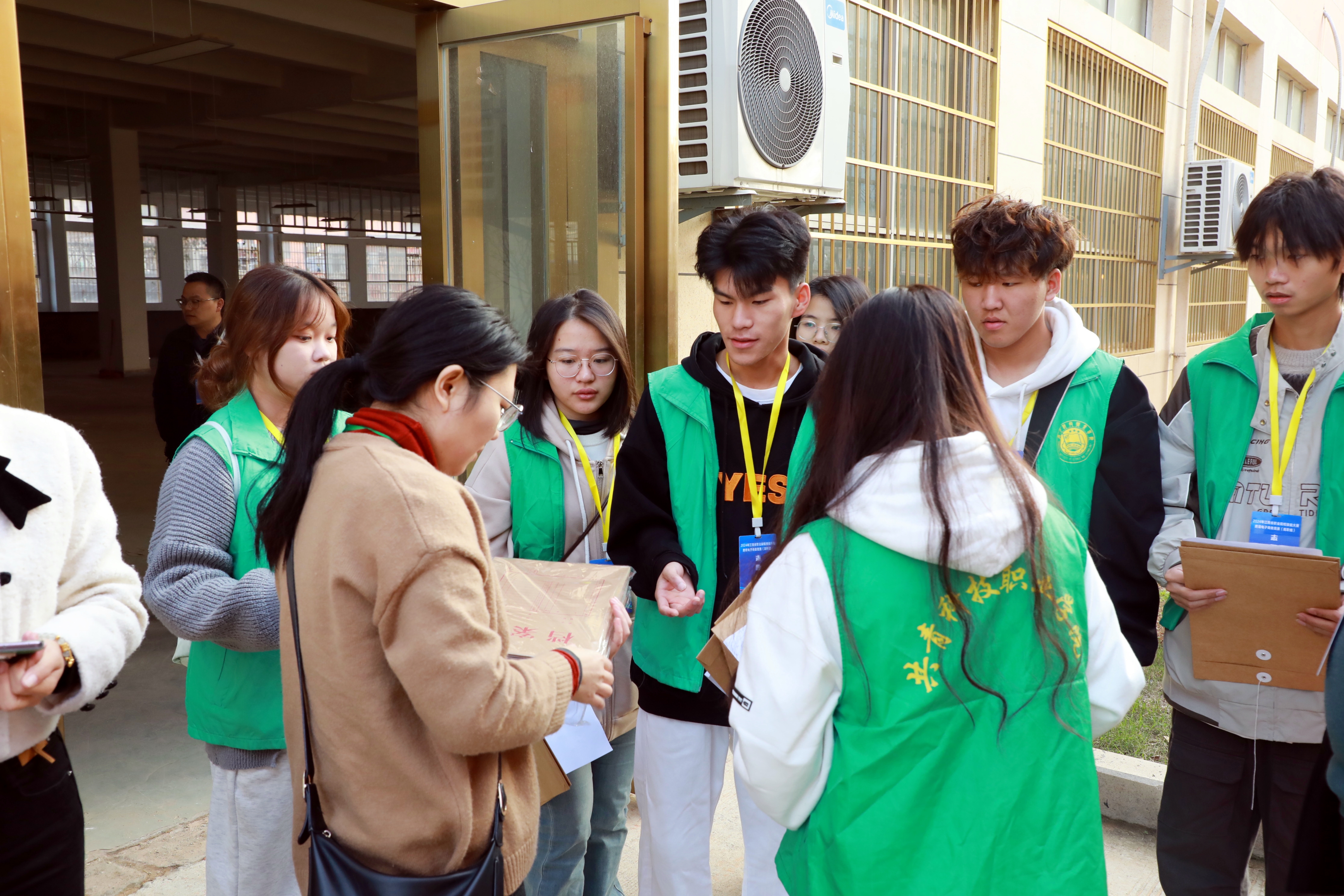 7B5A3080.JPG