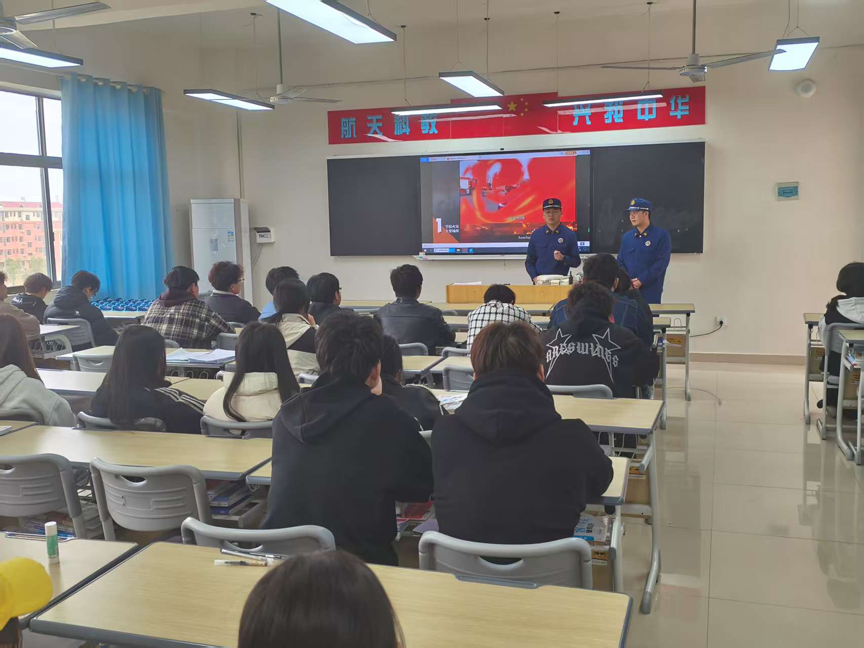 校园安全，从你我做起